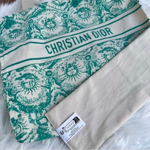 DIORIVIERA Teal and Cream Canvas Tote Bag. NWT - Picture 3 of 10